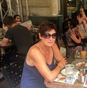 Meet your Posher, Rebecca